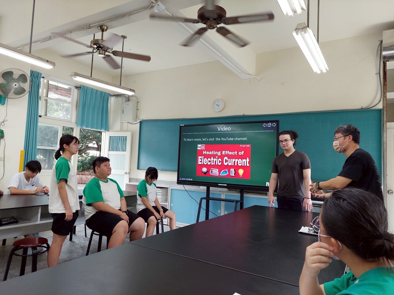 HHJH Bilingual Science7.jpg