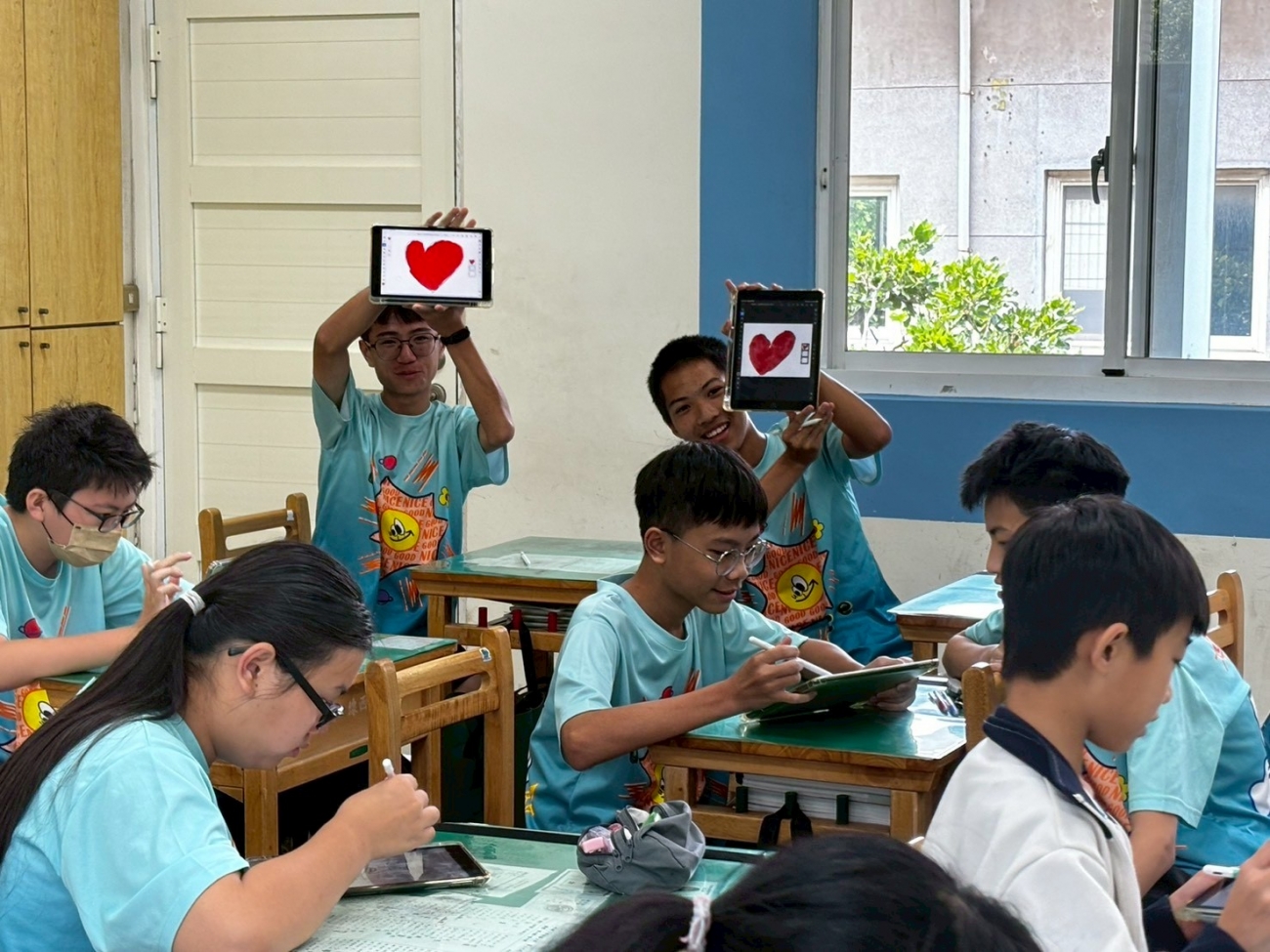 微雅老師與Loren共備指導