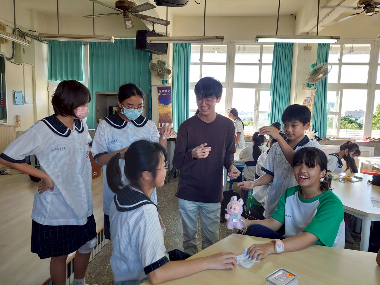 LINE_ALBUM_Creative Healing Club_251107_9.jpg