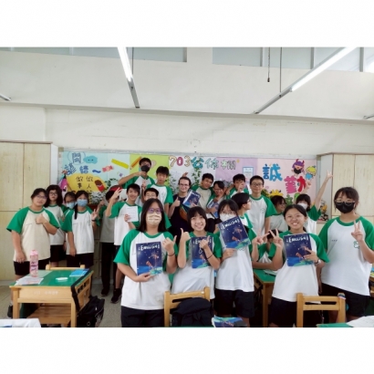 English Class with 703-5.jpg