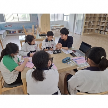 English Corner Team Exercise with Jack Tan English Corner Team Exercise with Jack Tan